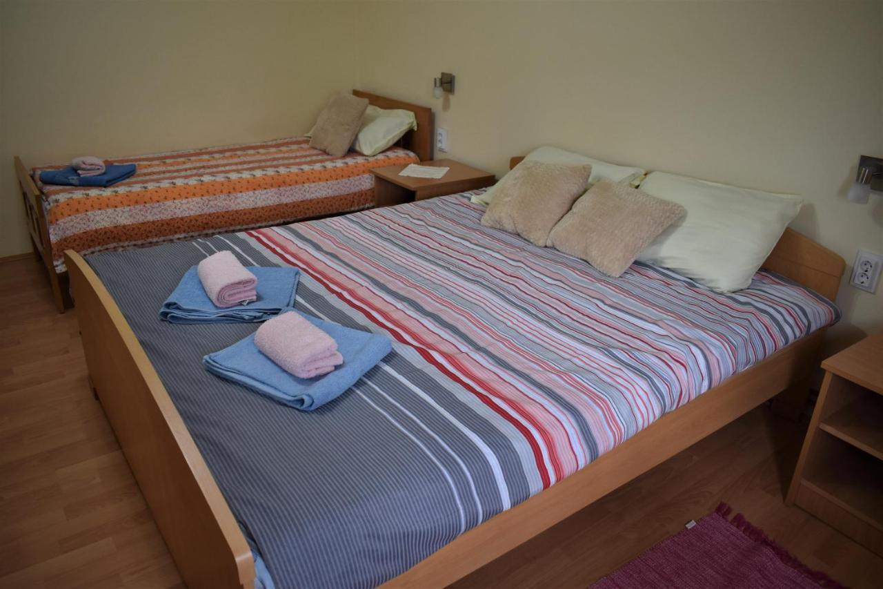 Apartments Sabljak Rakovica Exteriör bild