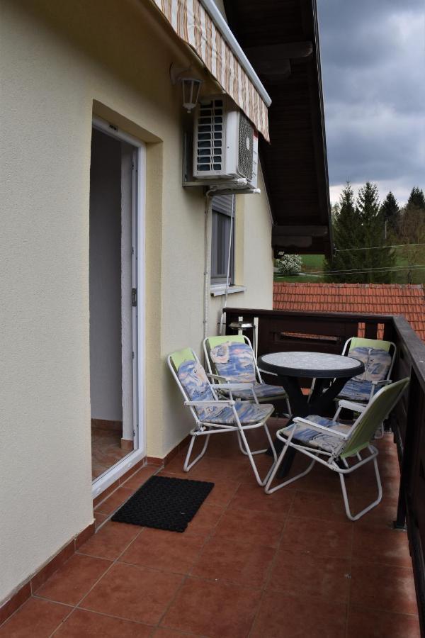 Apartments Sabljak Rakovica Exteriör bild