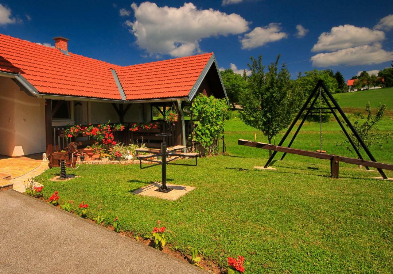 Apartments Sabljak Rakovica Exteriör bild